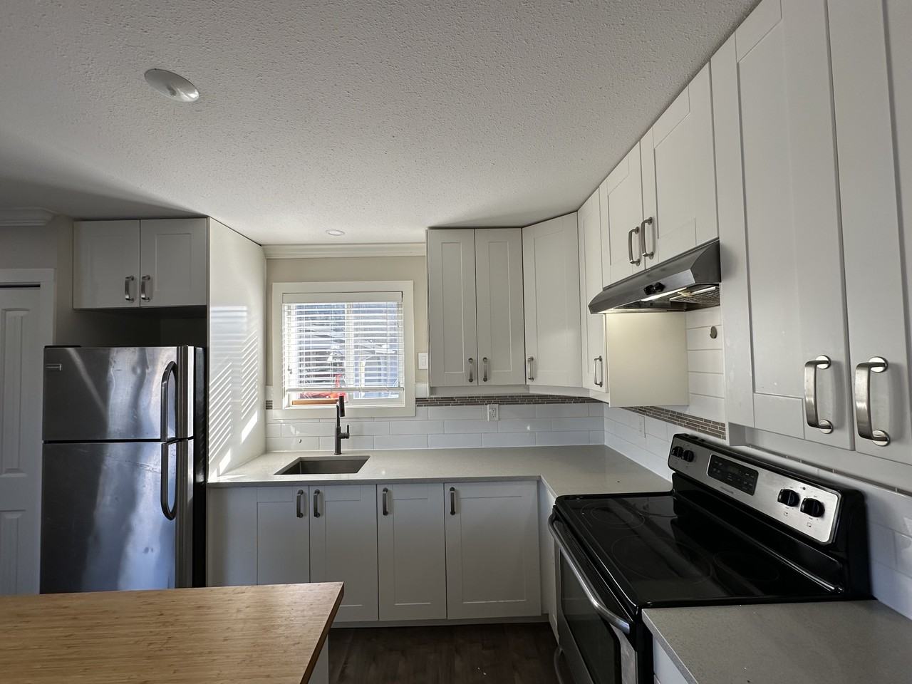 5648 47-5648 Vedder Road #1 - Photo 3 of 15