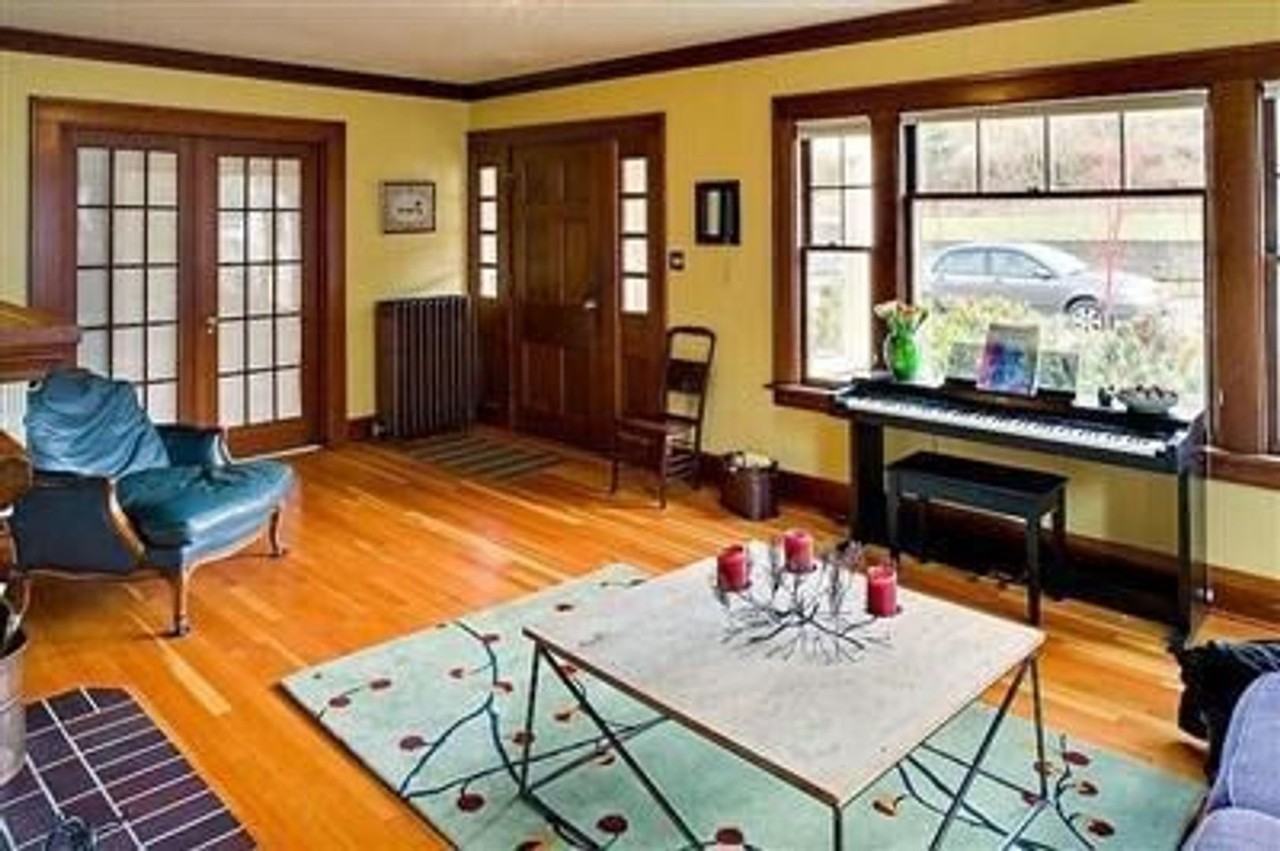 517 N Forest St - Photo 3 of 17