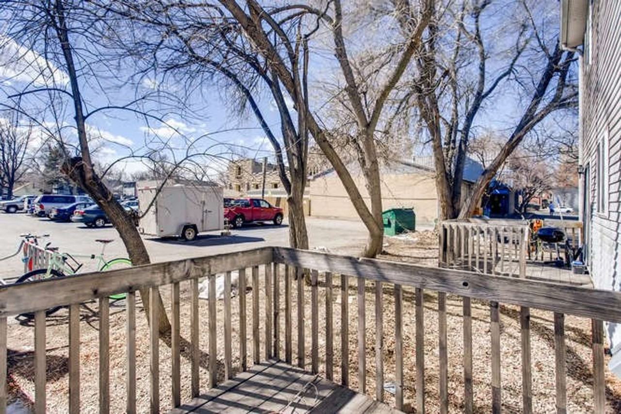 319 Mathews St - Photo 2 of 25
