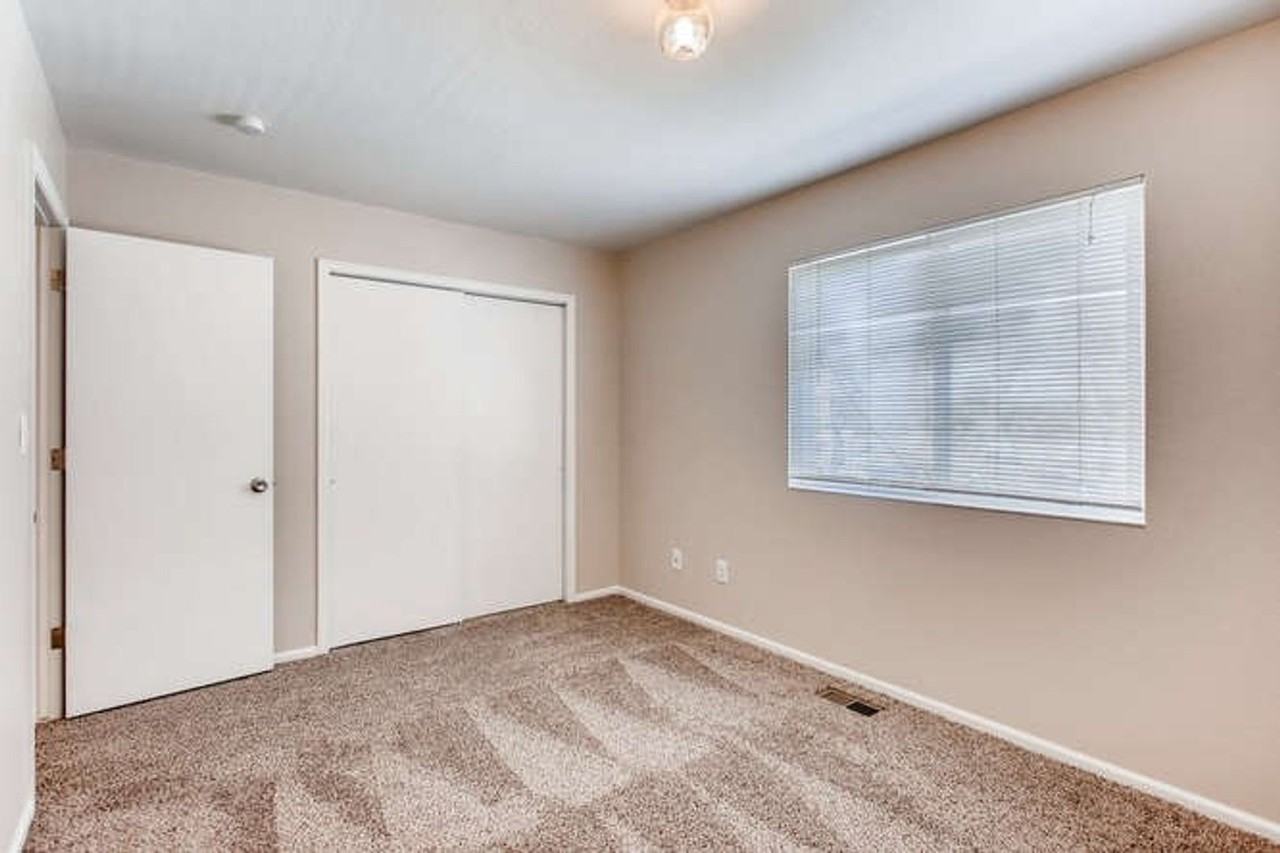 319 Mathews St - Photo 5 of 25