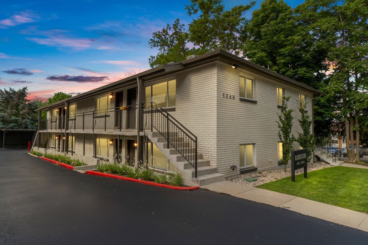 Walking Distance to the University - Photo 5 of 9