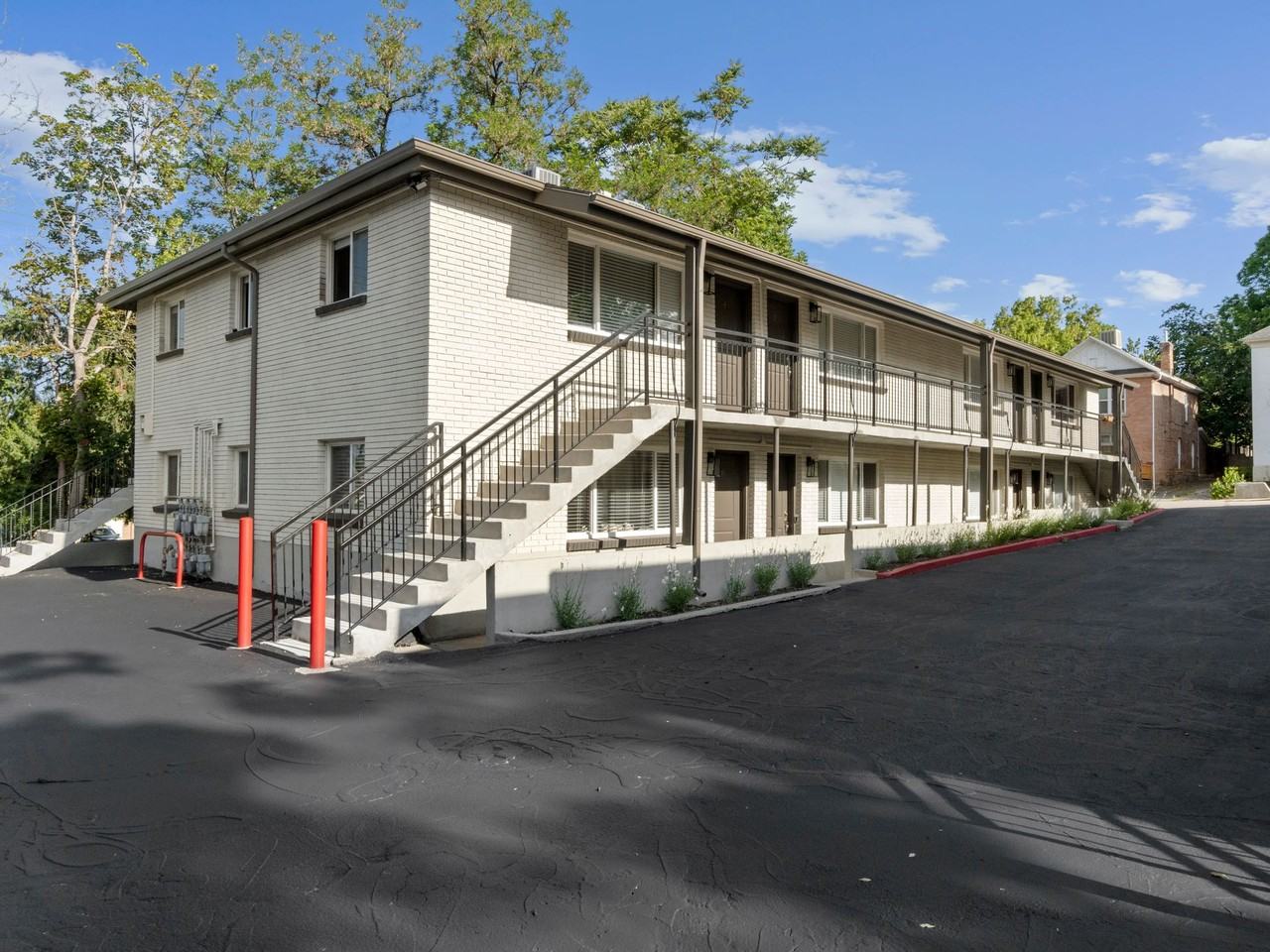 Walking Distance to the University - Photo 7 of 9