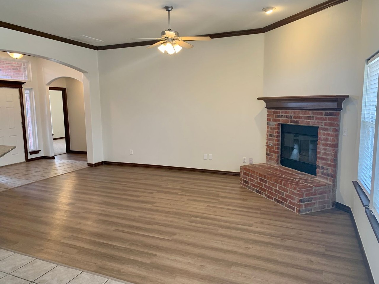 736 Dana Dr - Photo 4 of 23