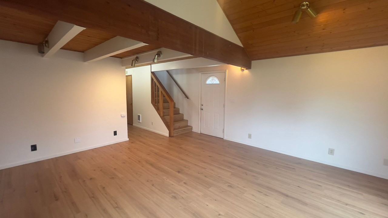 306 17th Ave - Photo 3 of 22