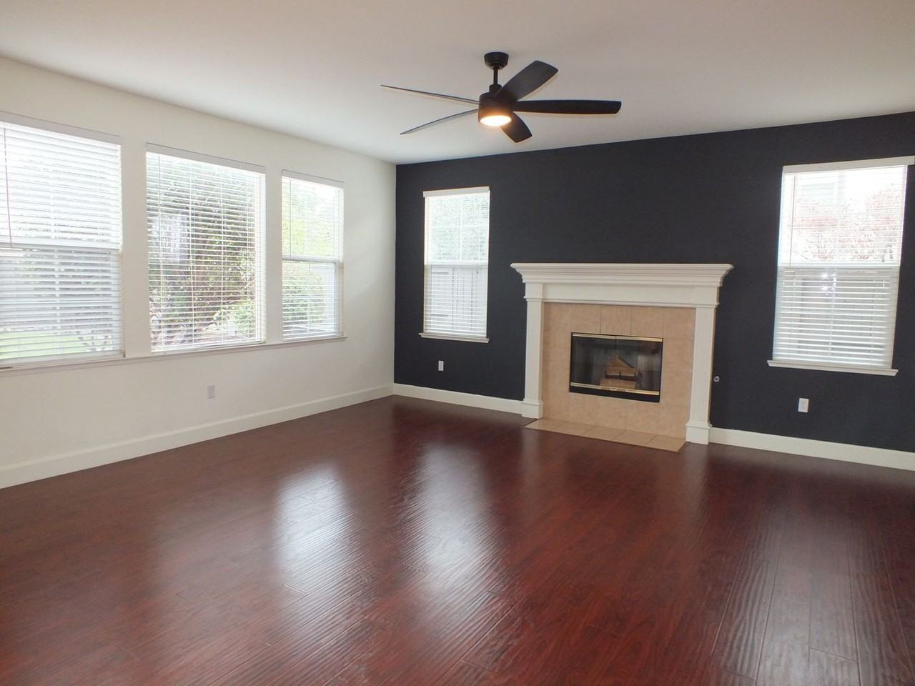 8127 Damico Dr - Photo 5 of 18
