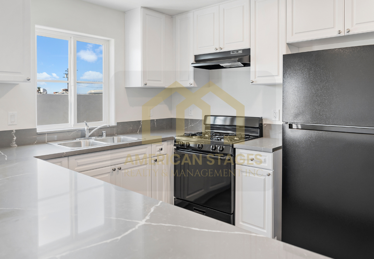 101 North Broadway - Photo 3 of 29