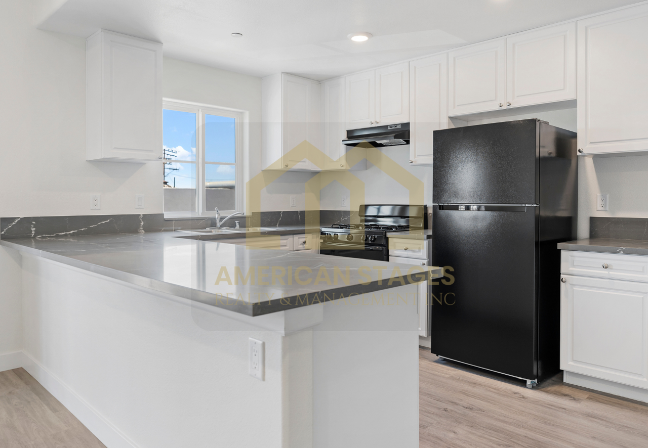 101 North Broadway - Photo 4 of 29