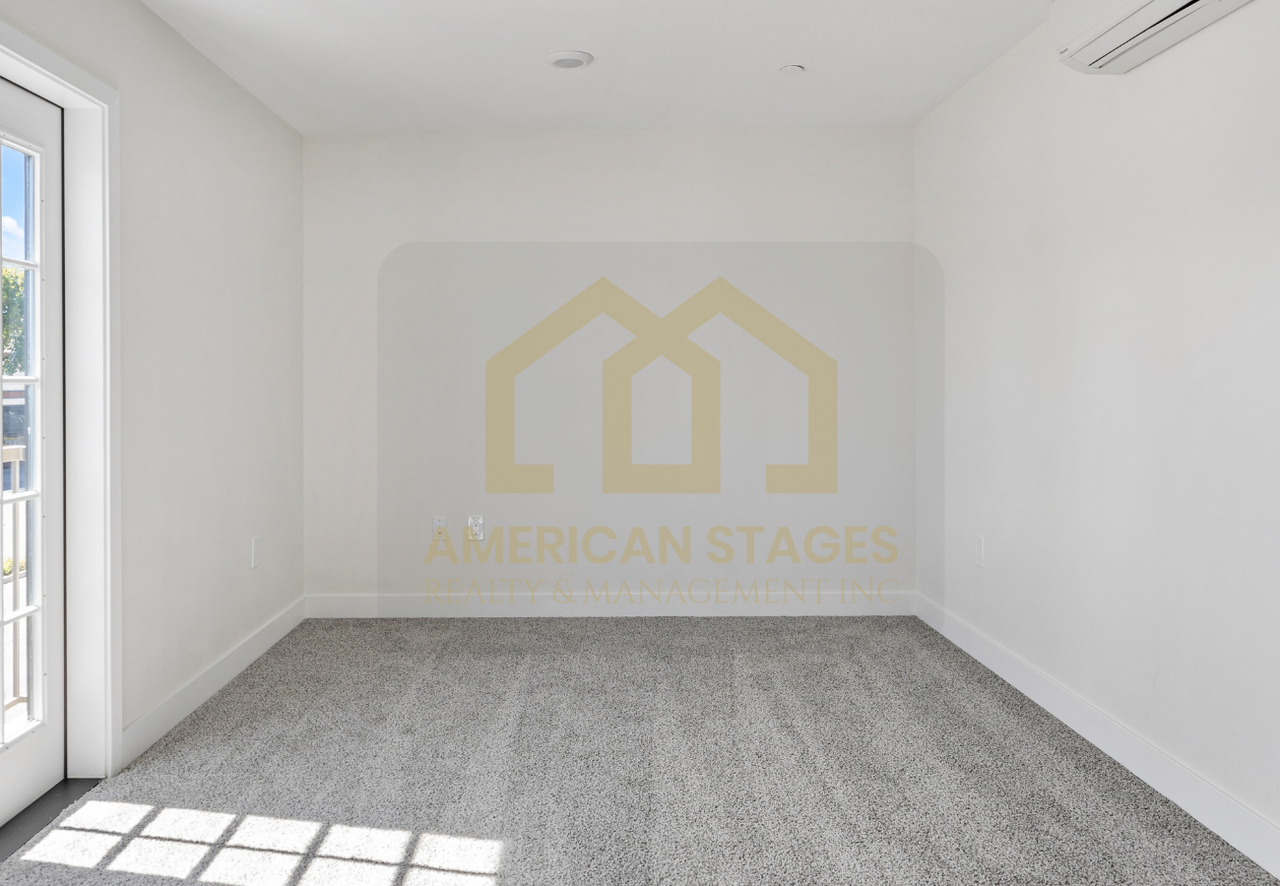 101 North Broadway - Photo 7 of 29