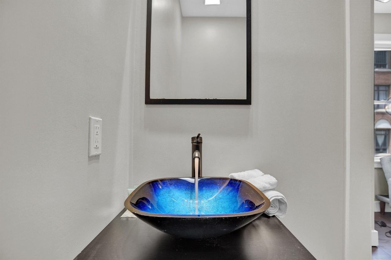 209-211 Walnut Street - Photo 6 of 29