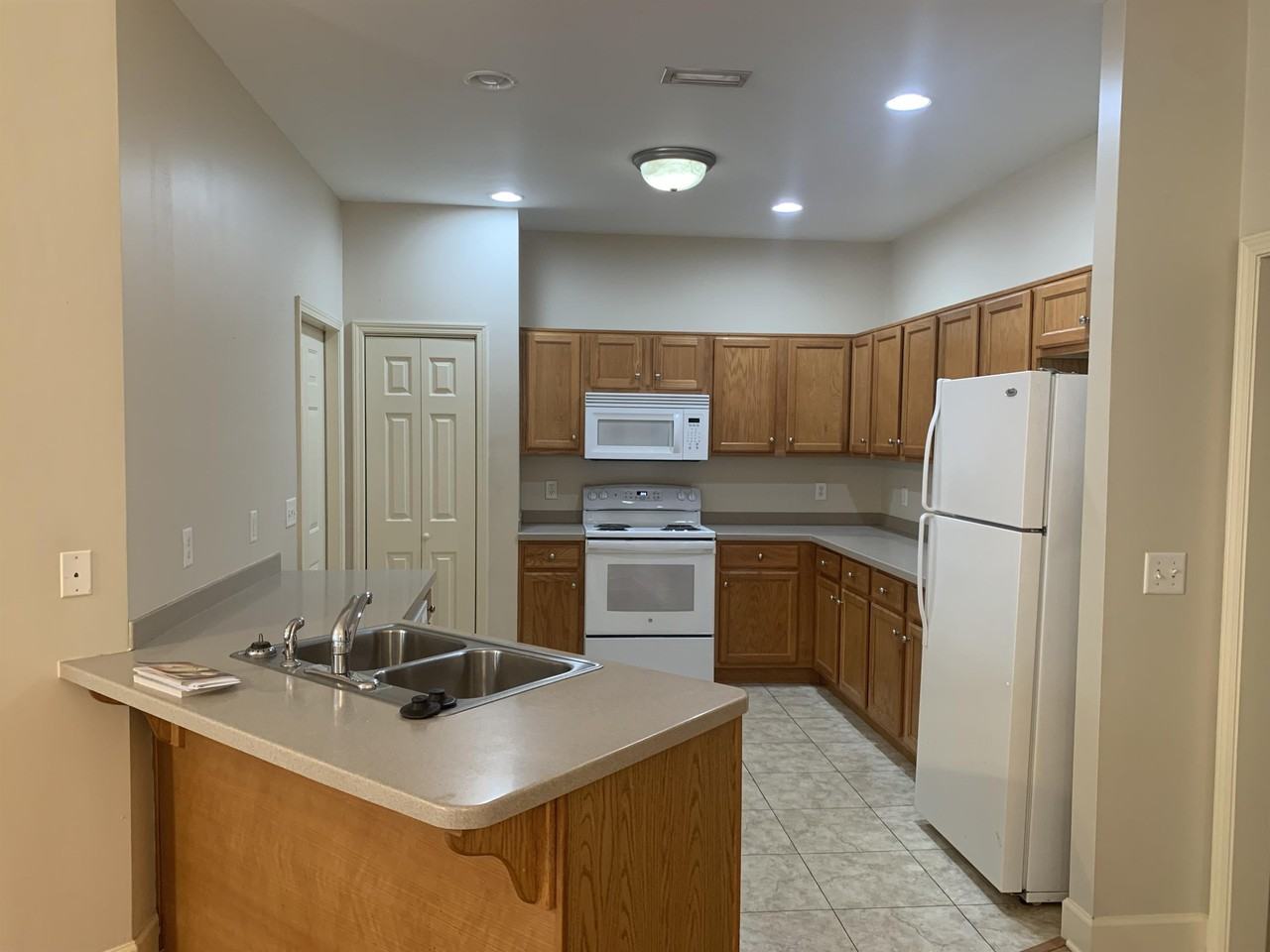 114 Heyward Drive - Photo 2 of 21