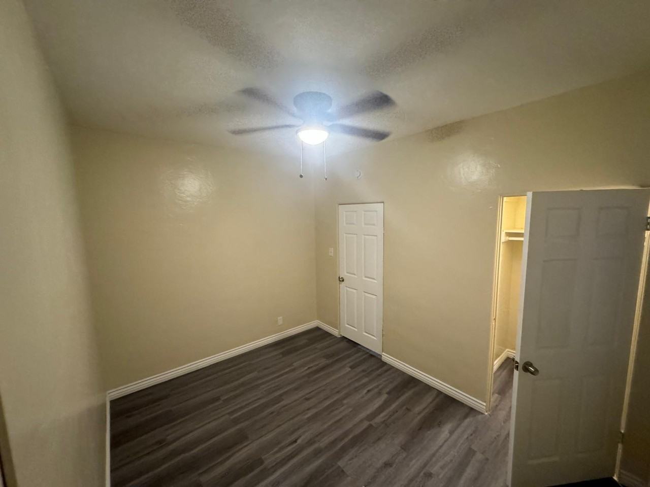 2876 Saturn Avenue - Photo 5 of 16