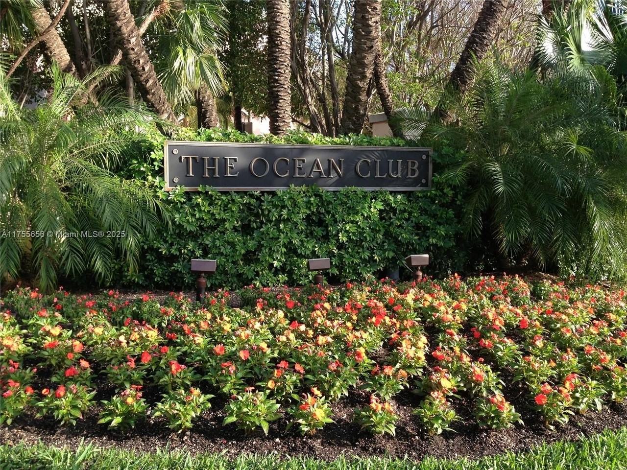 791 Crandon Blvd #404 - Photo 2 of 46