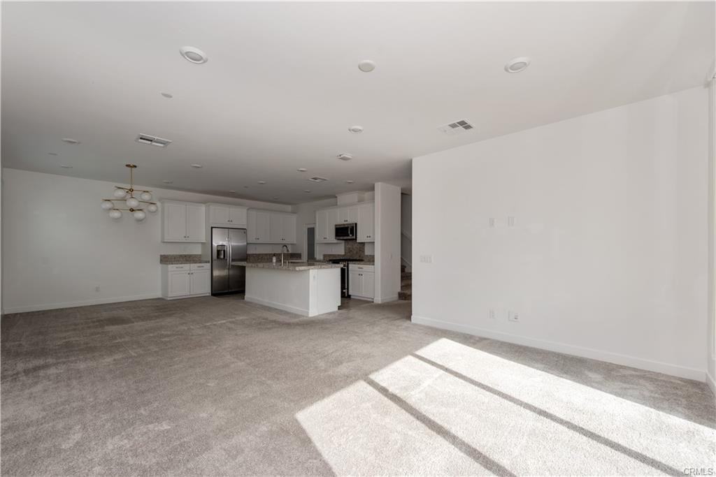 273 Carmona - Photo 3 of 8