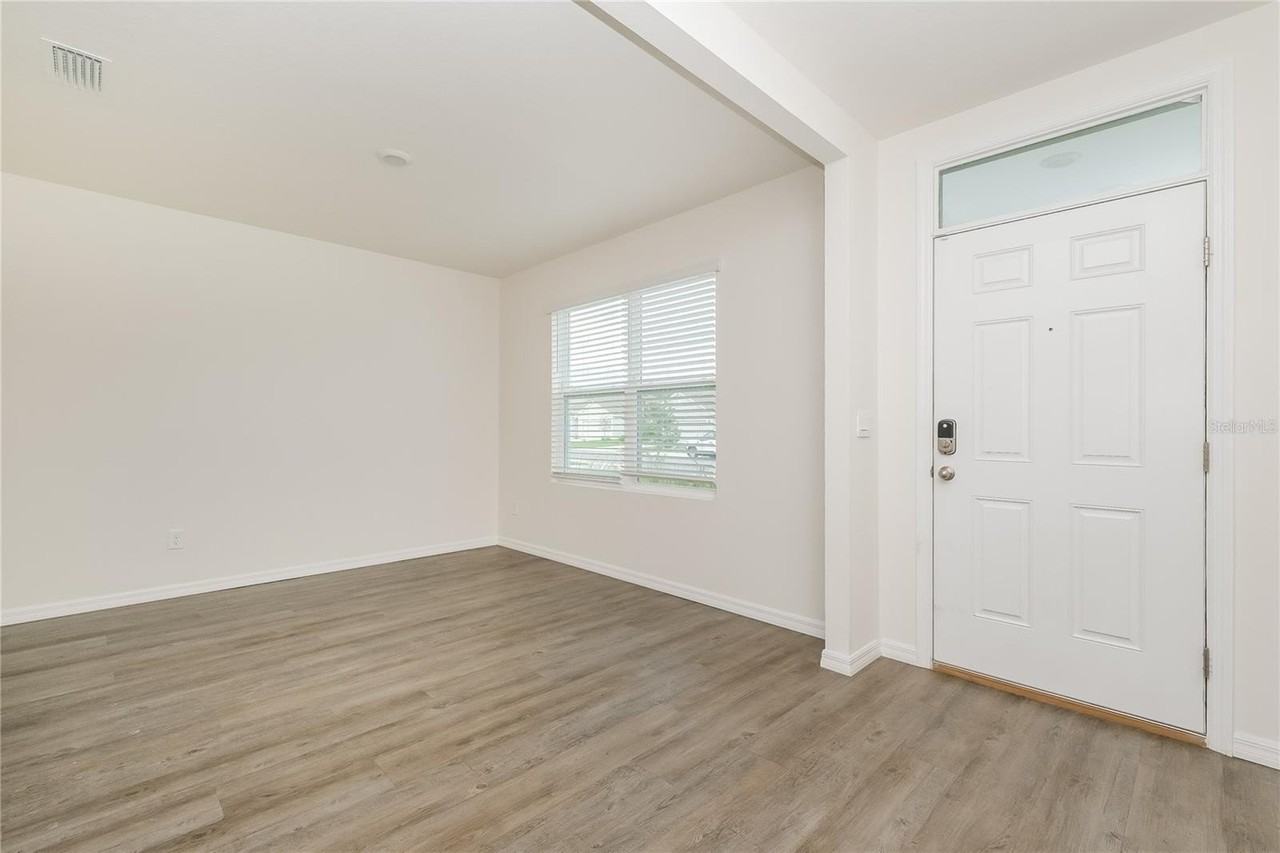 7866 Harbor Moor Dr - Photo 4 of 16