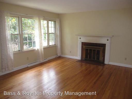 54 Pinehurst Rd - Photo 3 of 18