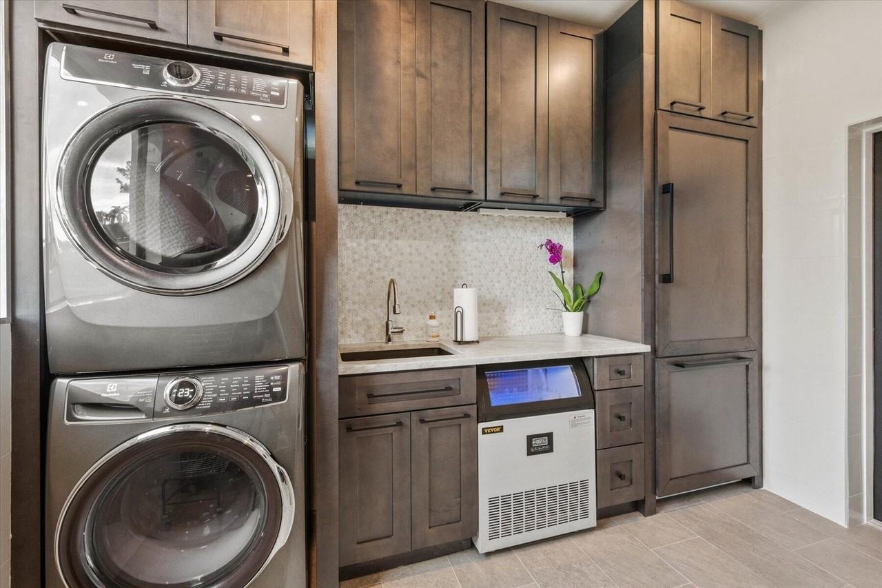 14322 Draft Horse Ln #BARN - Photo 7 of 16