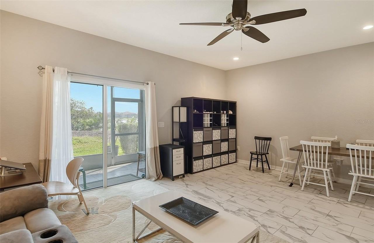 4704 Vignette Way - Photo 4 of 32