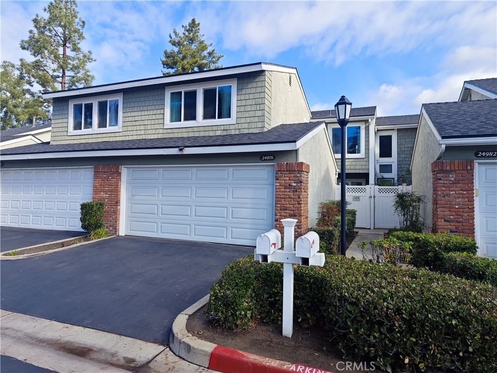 24976 Silverleaf Ln Unit 57 - Photo 3 of 20