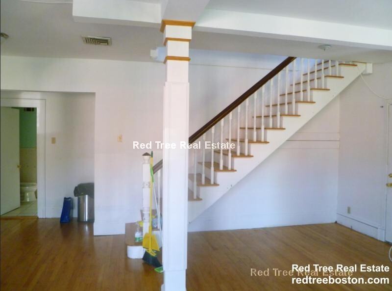 12 Verndale St #2 - Photo 3 of 32