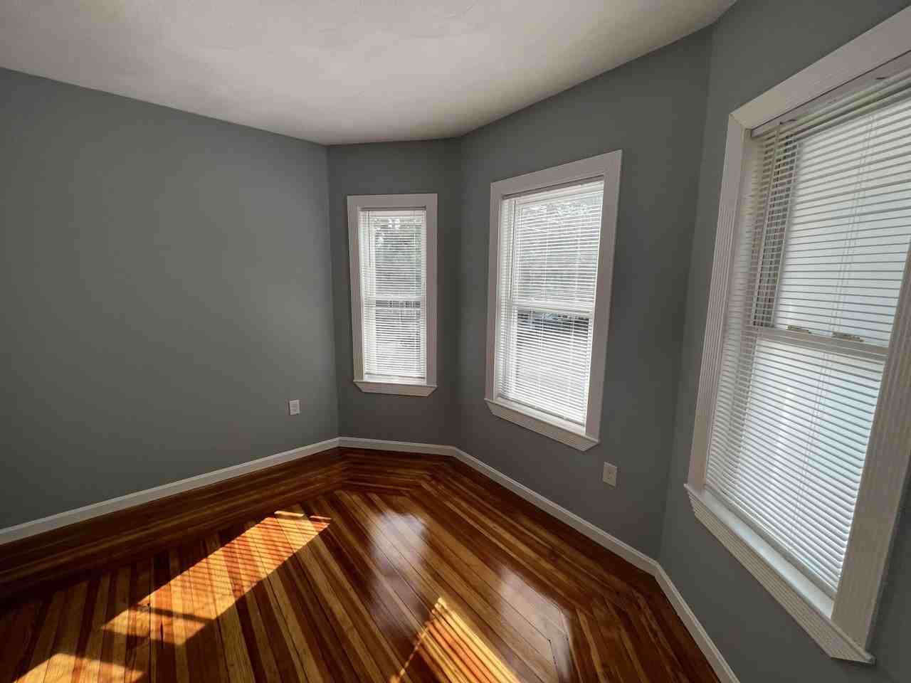 33 Hancock St #1 - Photo 5 of 37