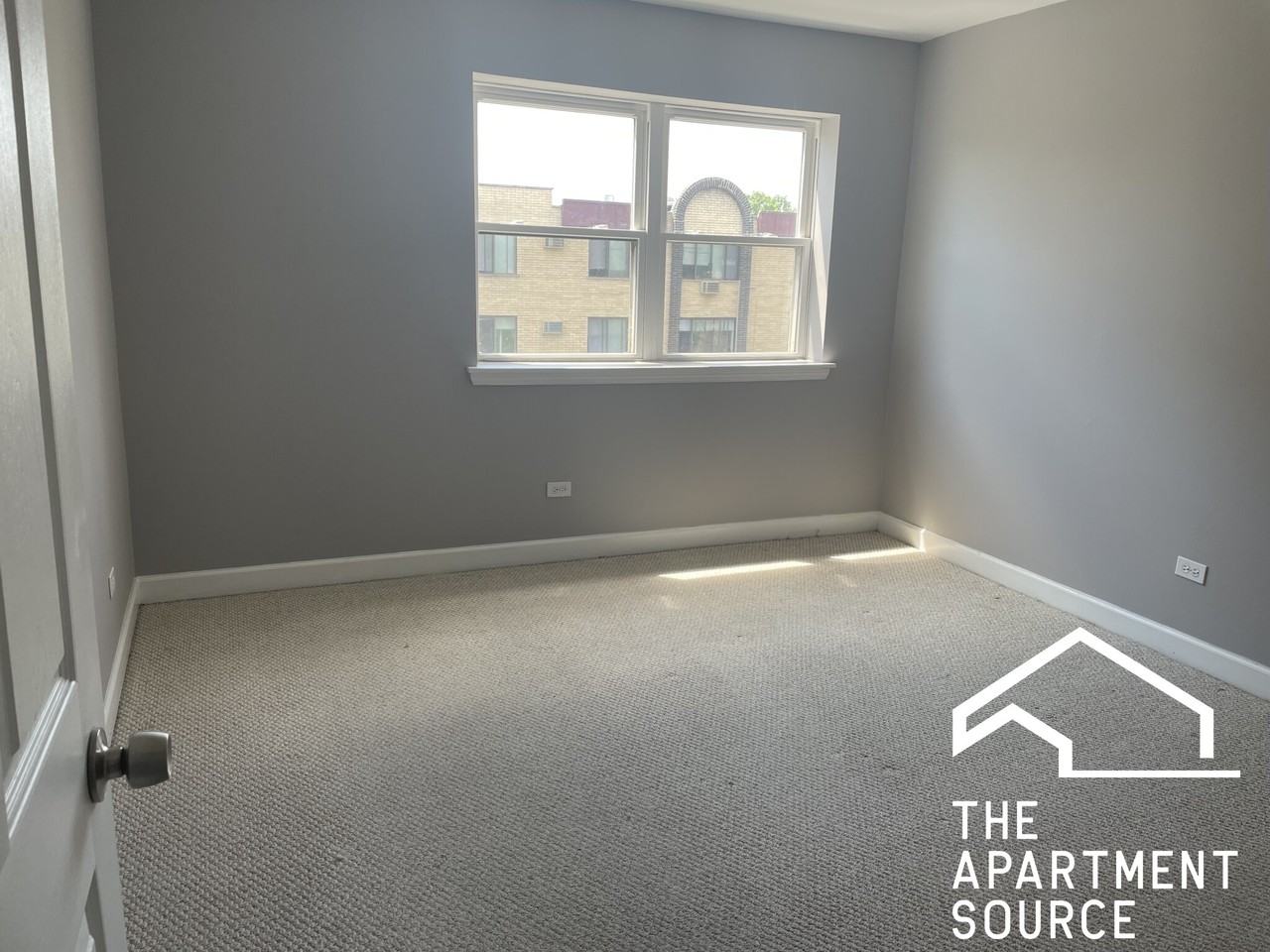 6954 N Greenview Ave #404 - Photo 5 of 14