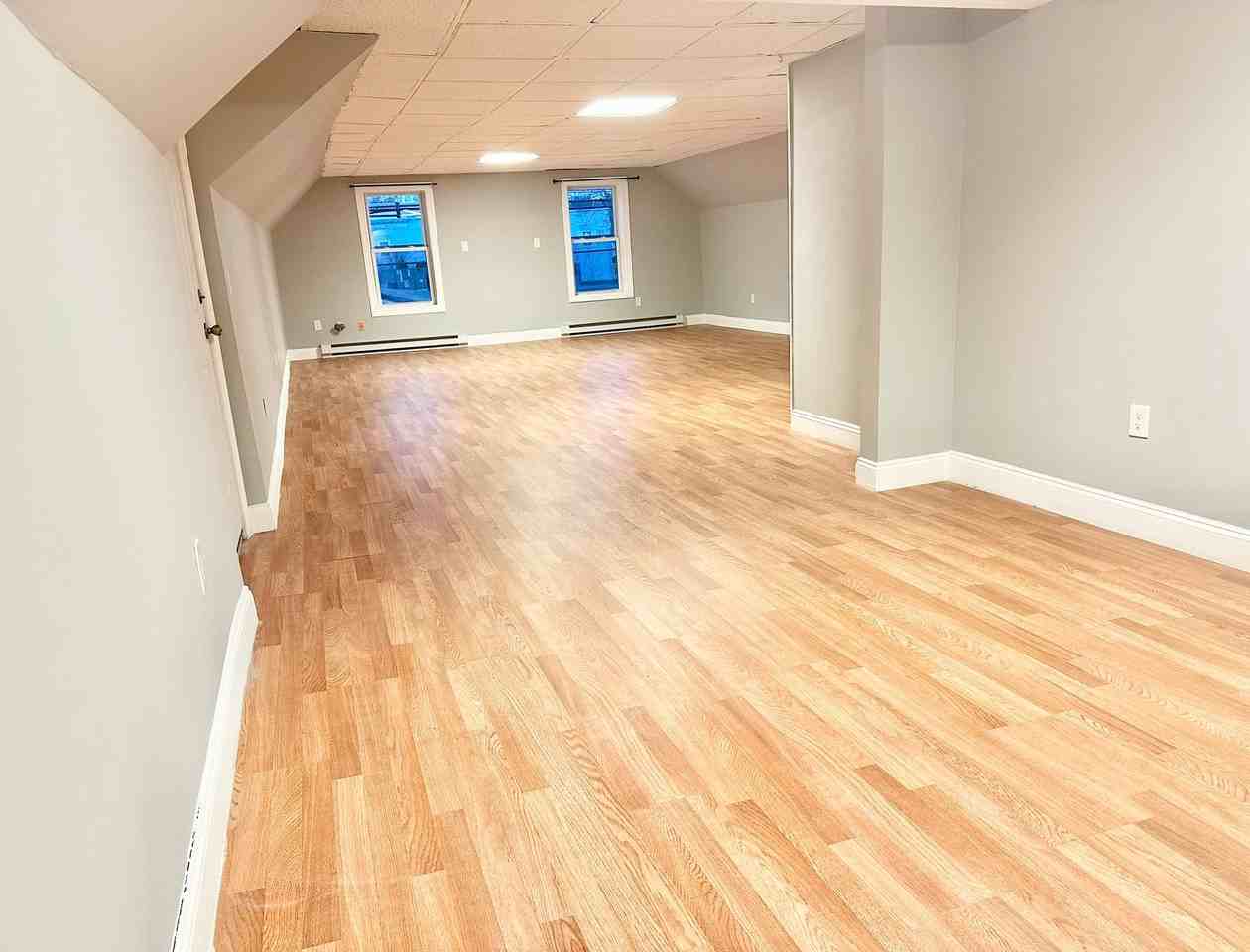 669 Forest Ave - Photo 6 of 20