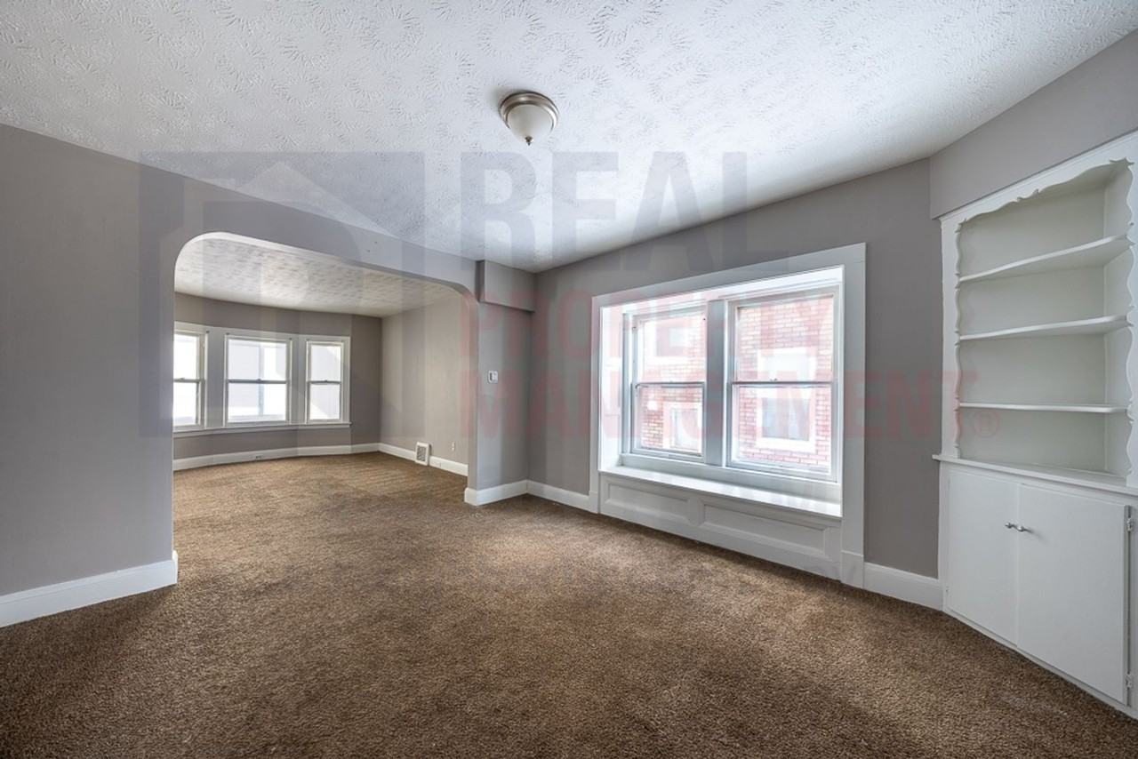 8107 Goodman Ave - Photo 6 of 14