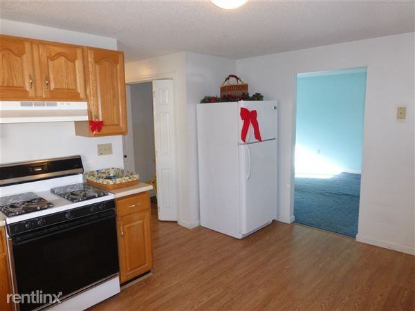 10 Washington Ave - Photo 2 of 11