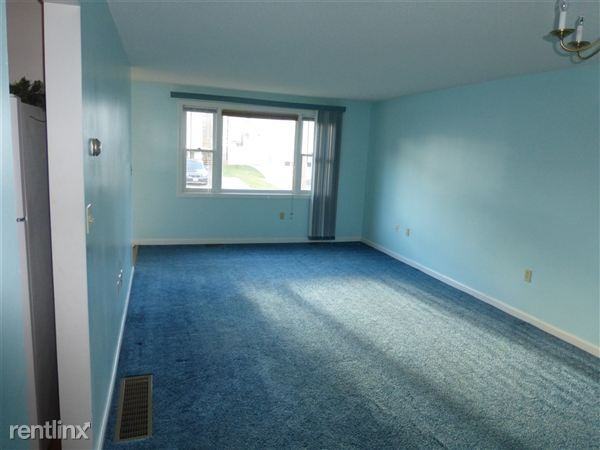 10 Washington Ave - Photo 3 of 11