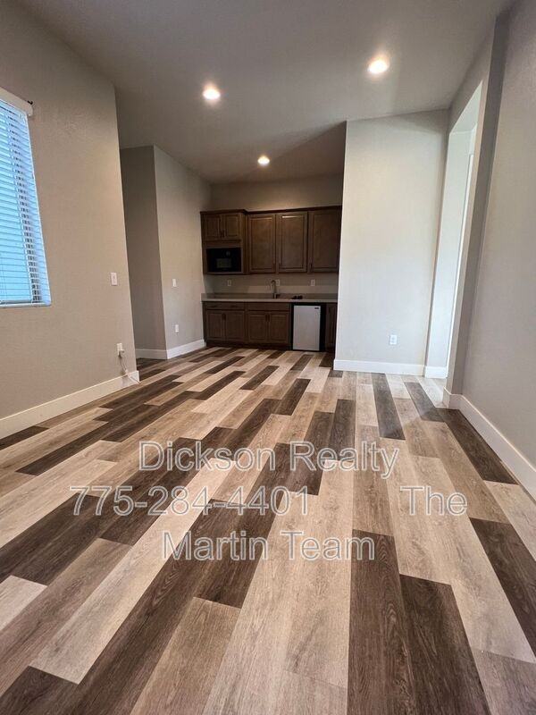 158 Jennys Ln - Photo 4 of 11