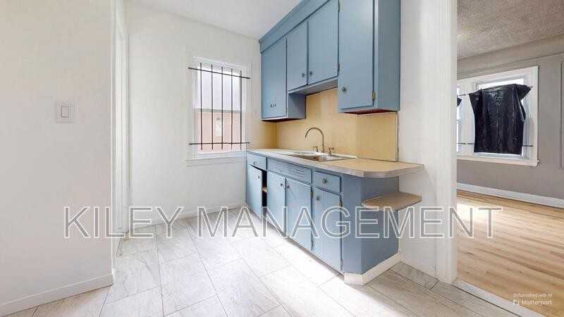 20140 Andover St - Photo 2 of 9