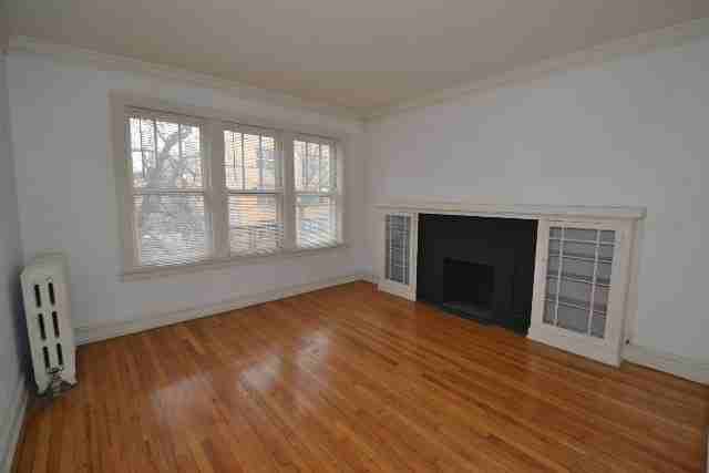 1917 W Winnemac Ave #2 - Photo 7 of 19