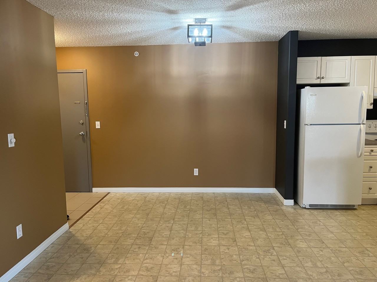 9930 100 Ave Null - Photo 3 of 23