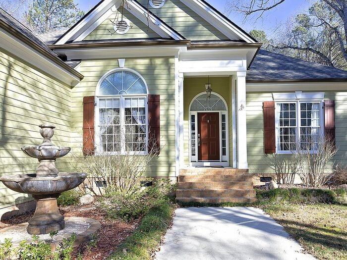 109 Springwood Dr - Photo 2 of 50