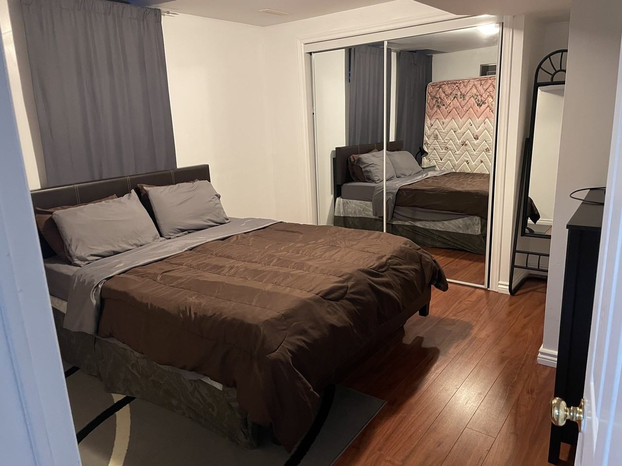 62 Sparta Drive - Photo 2 of 9