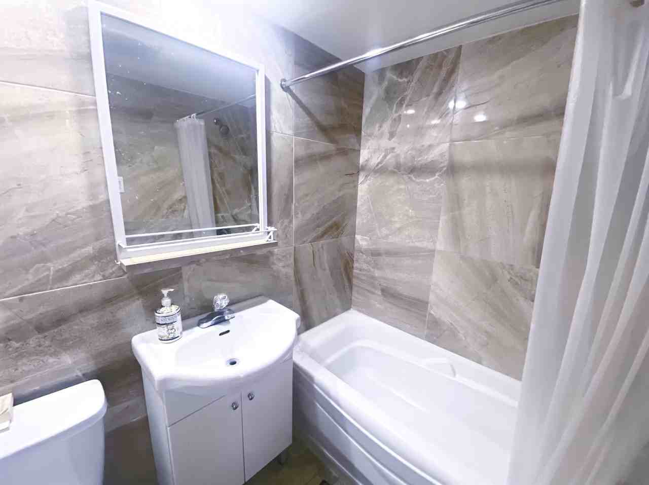 6635 Avenue Fielding #A - Photo 2 of 5