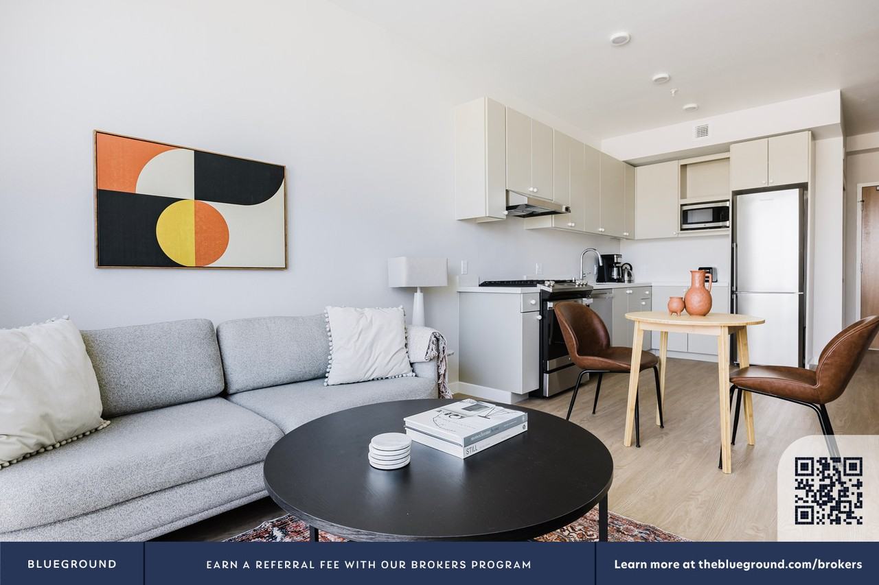 200 Mesnager Street - Photo 4 of 43