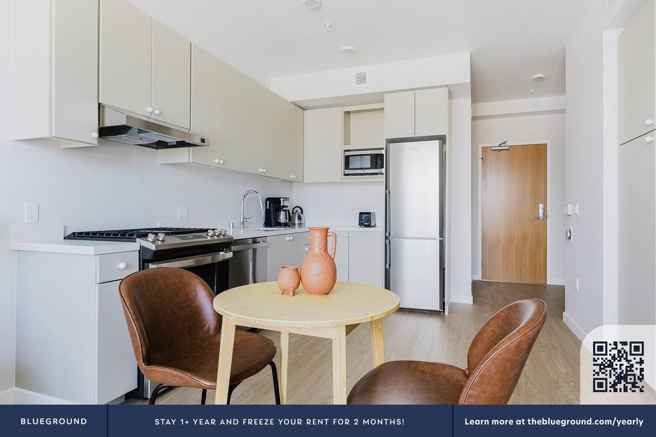 200 Mesnager Street - Photo 7 of 43