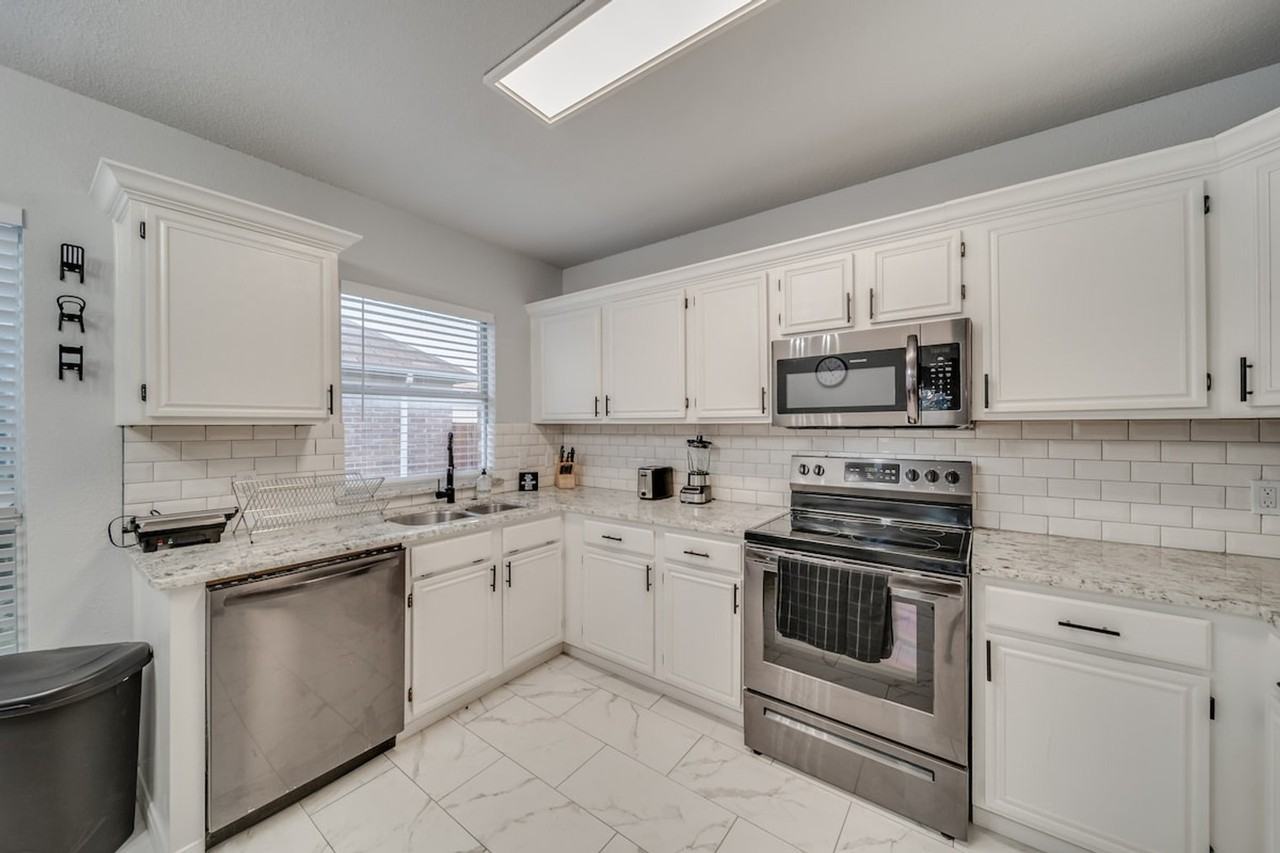 843 Sonora Ln #1056393P - Photo 7 of 30