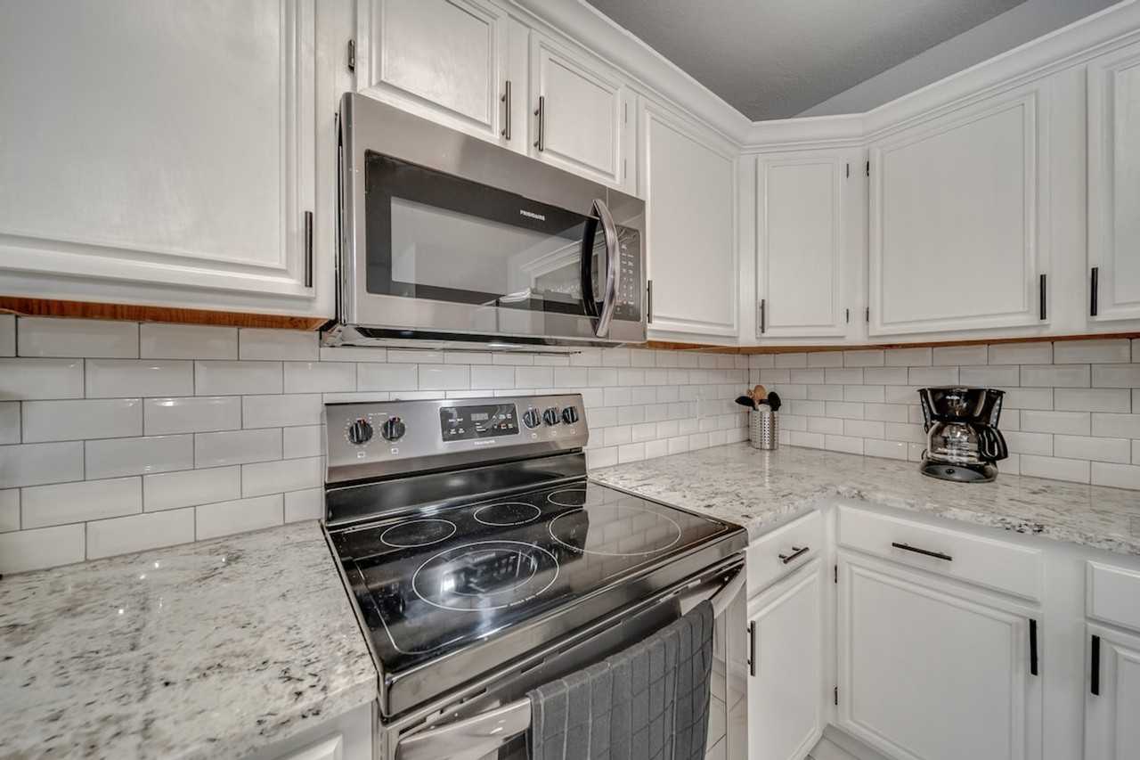 843 Sonora Ln #1056393P - Photo 7 of 32