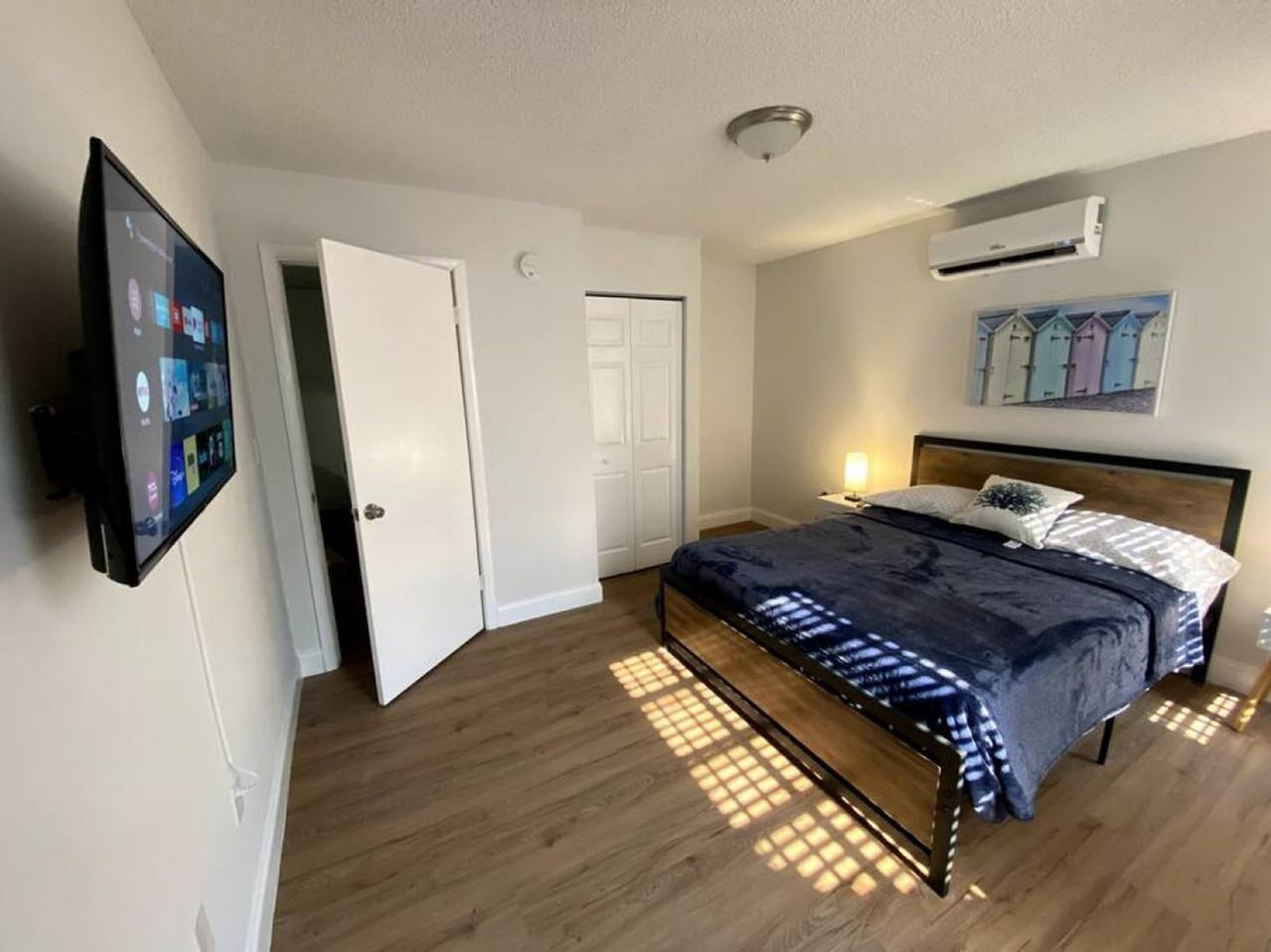 470 Southwest 7th Street - Photo 3 of 16