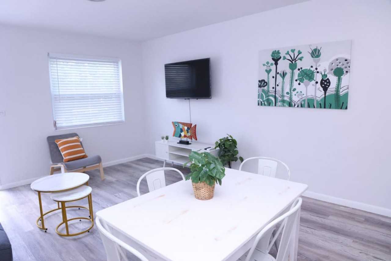 1109 Sw 37th Ave #1056520P - Photo 6 of 9