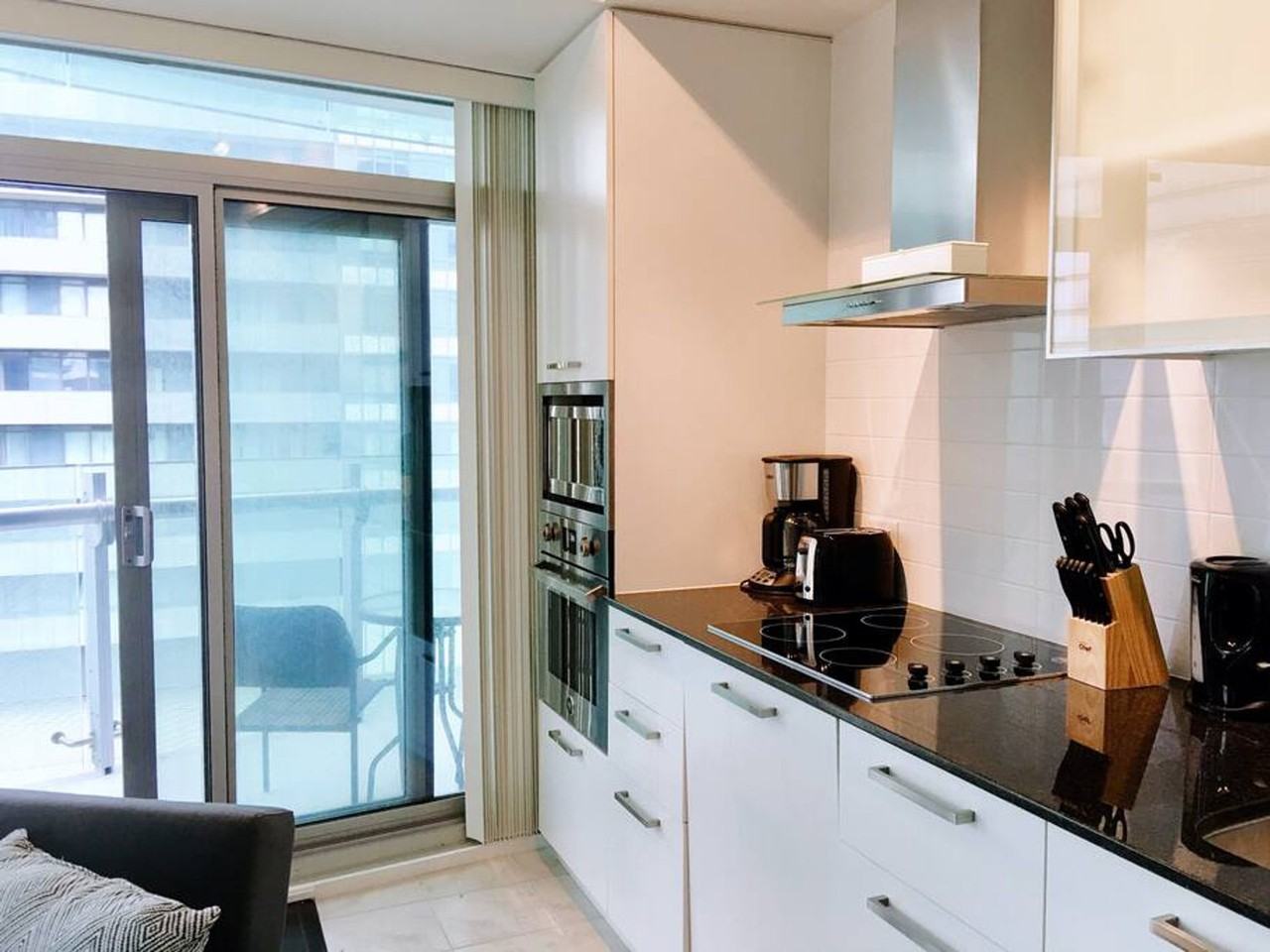 329 Bremner Boulevard #1057553P - Photo 2 of 16