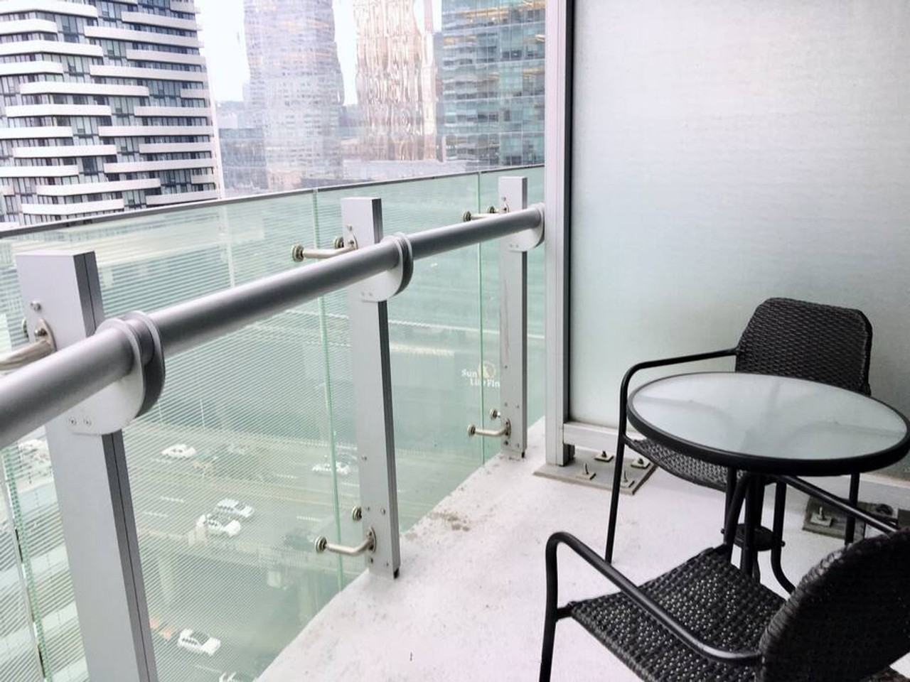 329 Bremner Boulevard #1057553P - Photo 5 of 16