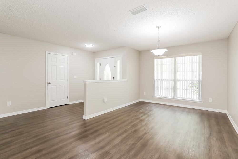 1399 Guardian Dr - Photo 6 of 16