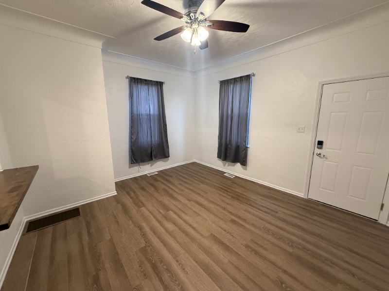 25 S 16th St - Photo 3 of 12