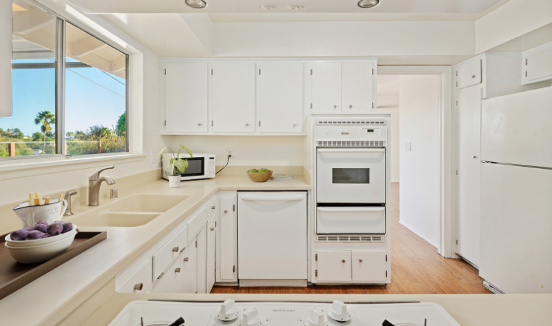 714 Surf View Dr - Photo 3 of 19