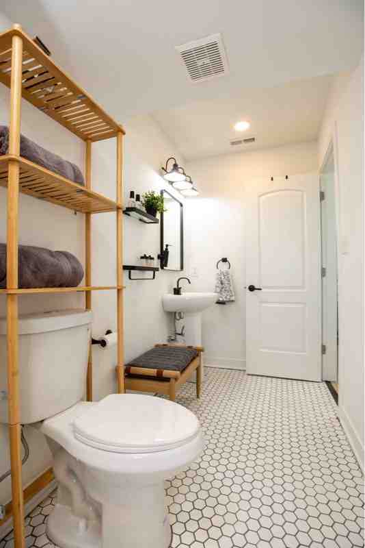 1361 Madison Ave - Photo 2 of 9