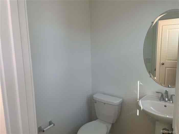 1919 S Fultondale Way - Photo 7 of 16