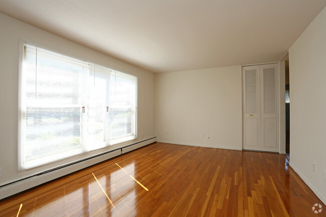 14-2 Revere Dr #03-03